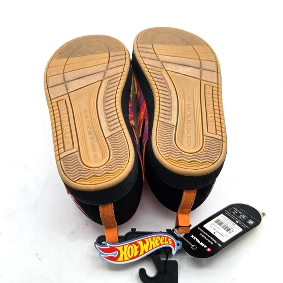 AIRWALK Hot Wheels Boys Flame Sneakers Black Red Yellow Blue Size 5 NEW with TAG - Picture 7 of 7